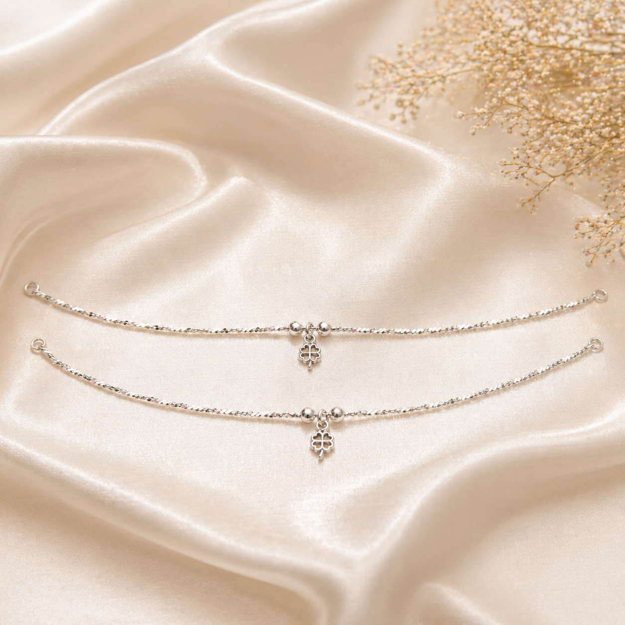 Charvi Clover Anklet