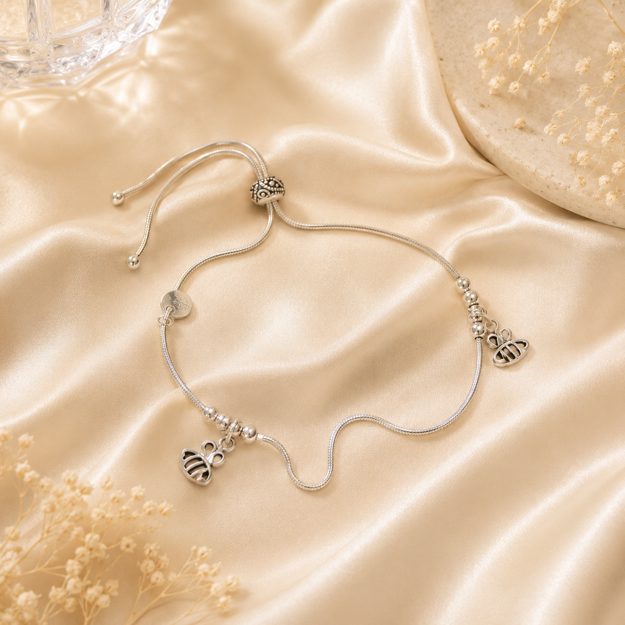 Tavishi Bee Charm Anklet