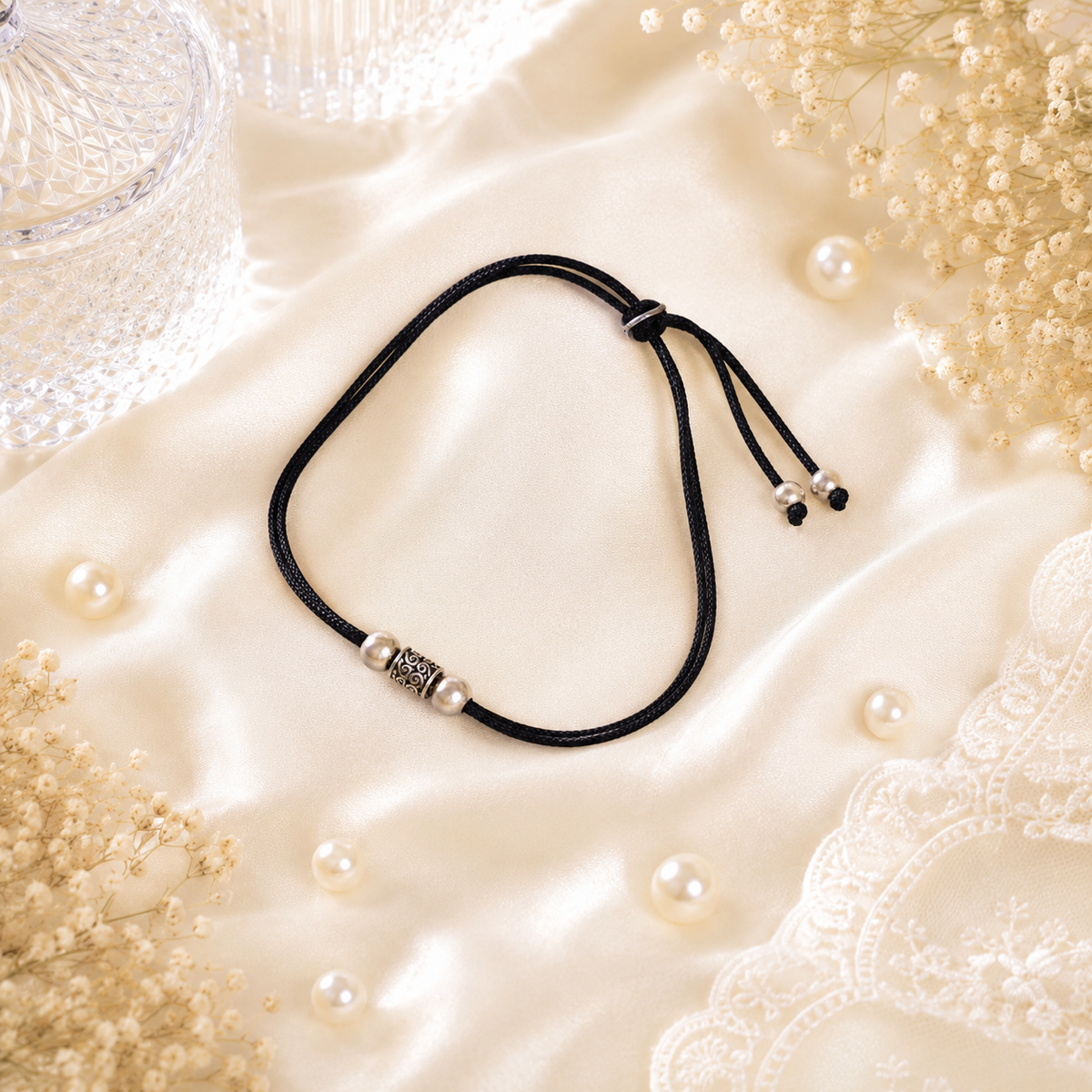 Regal Noir Thread Anklet