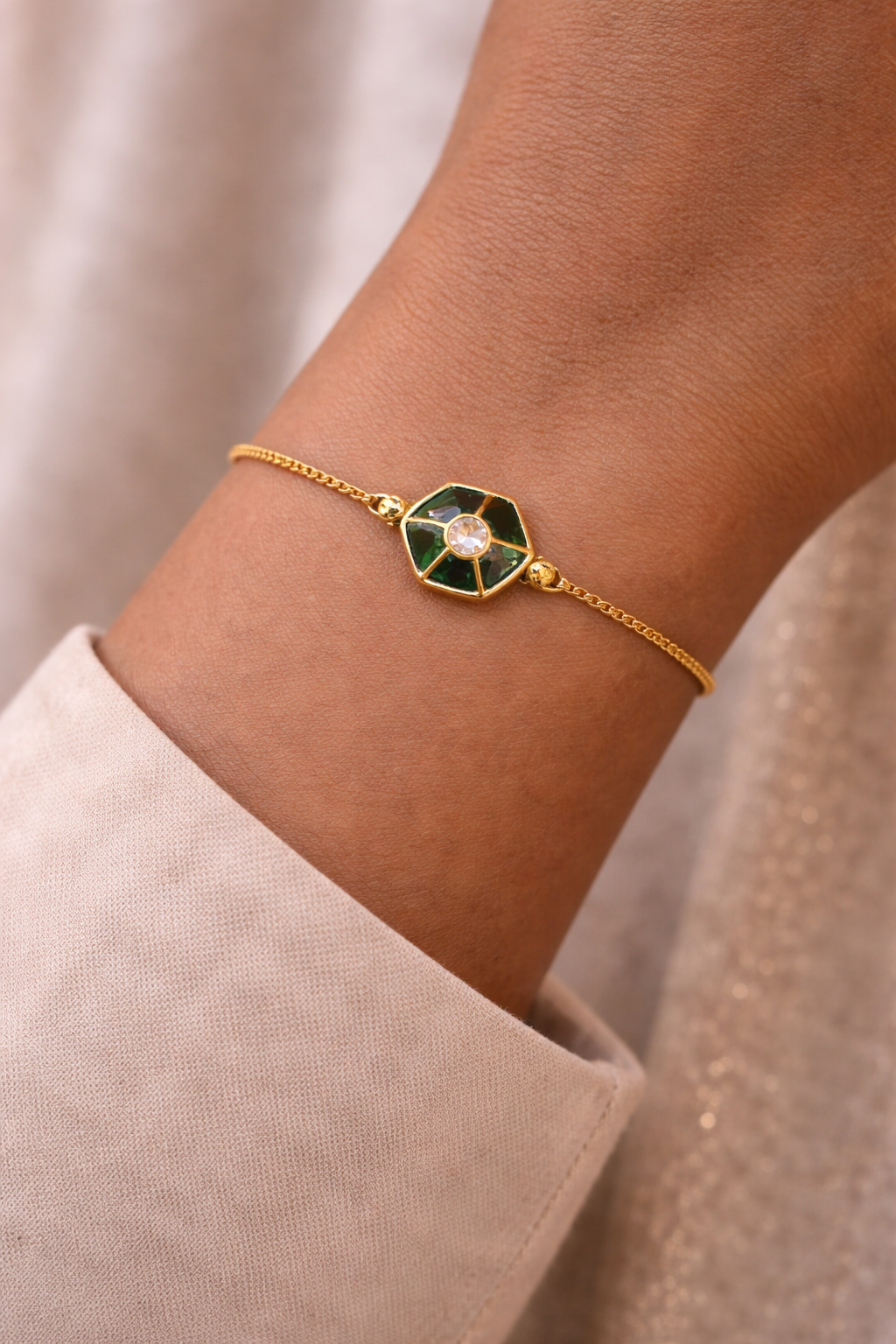 Neelaya Hexagon Kundan Bracelet