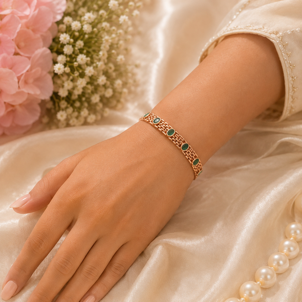 Avira Emerald Grace Bracelet