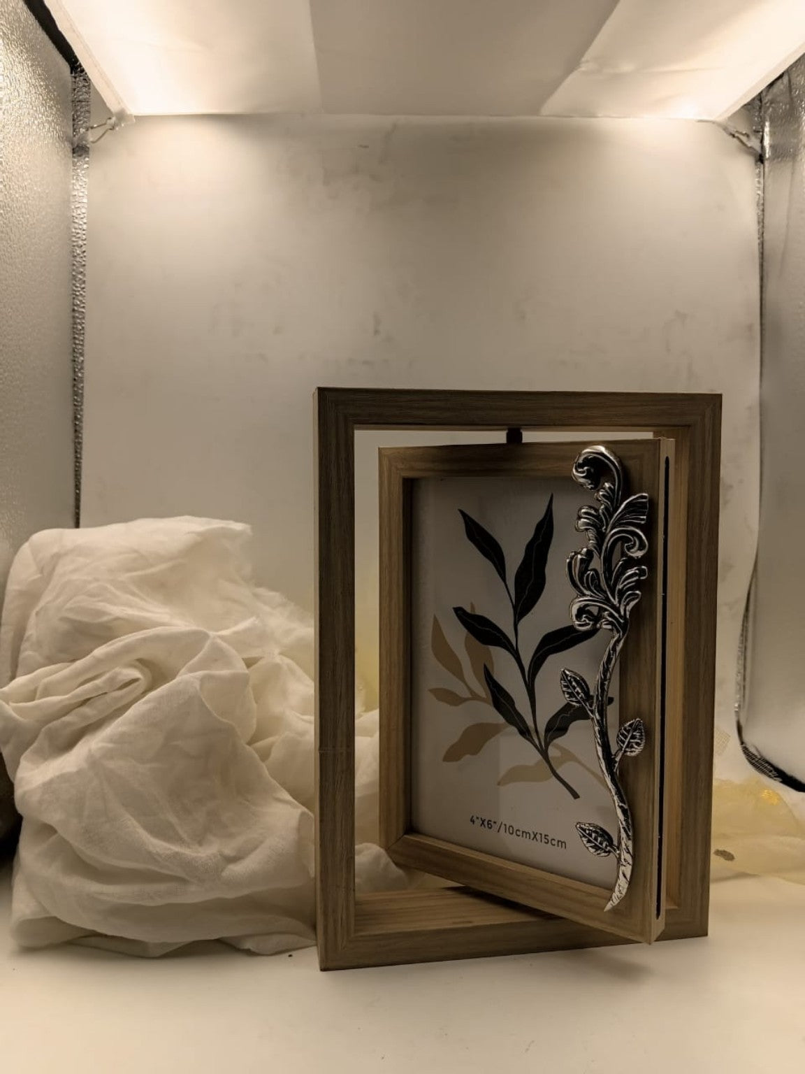 Anara Silver Photo Frame