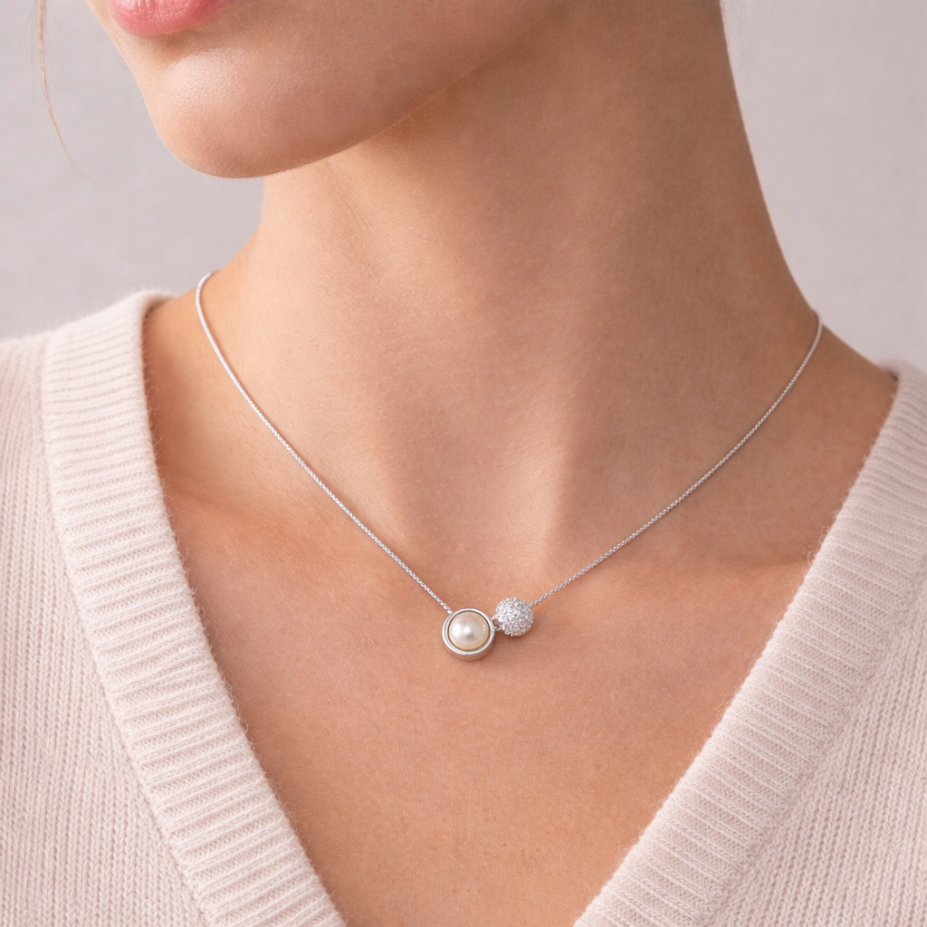 Luna Shell Silver Pendant Chain