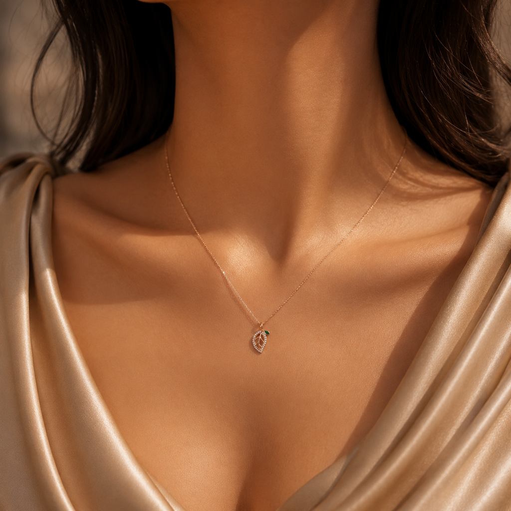 Verdant Leaf Pendant Necklace