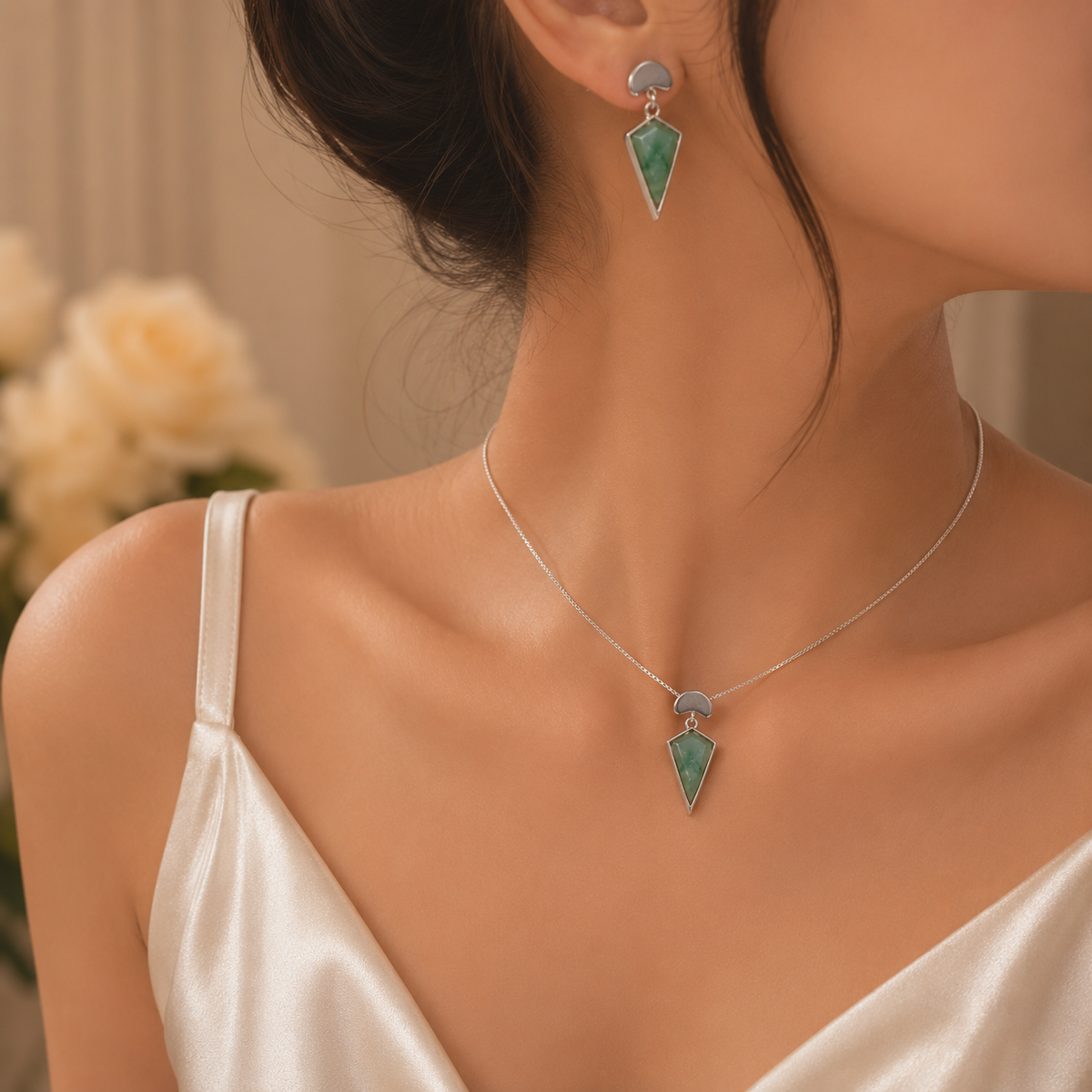 Emerald Horizon Pendant Set
