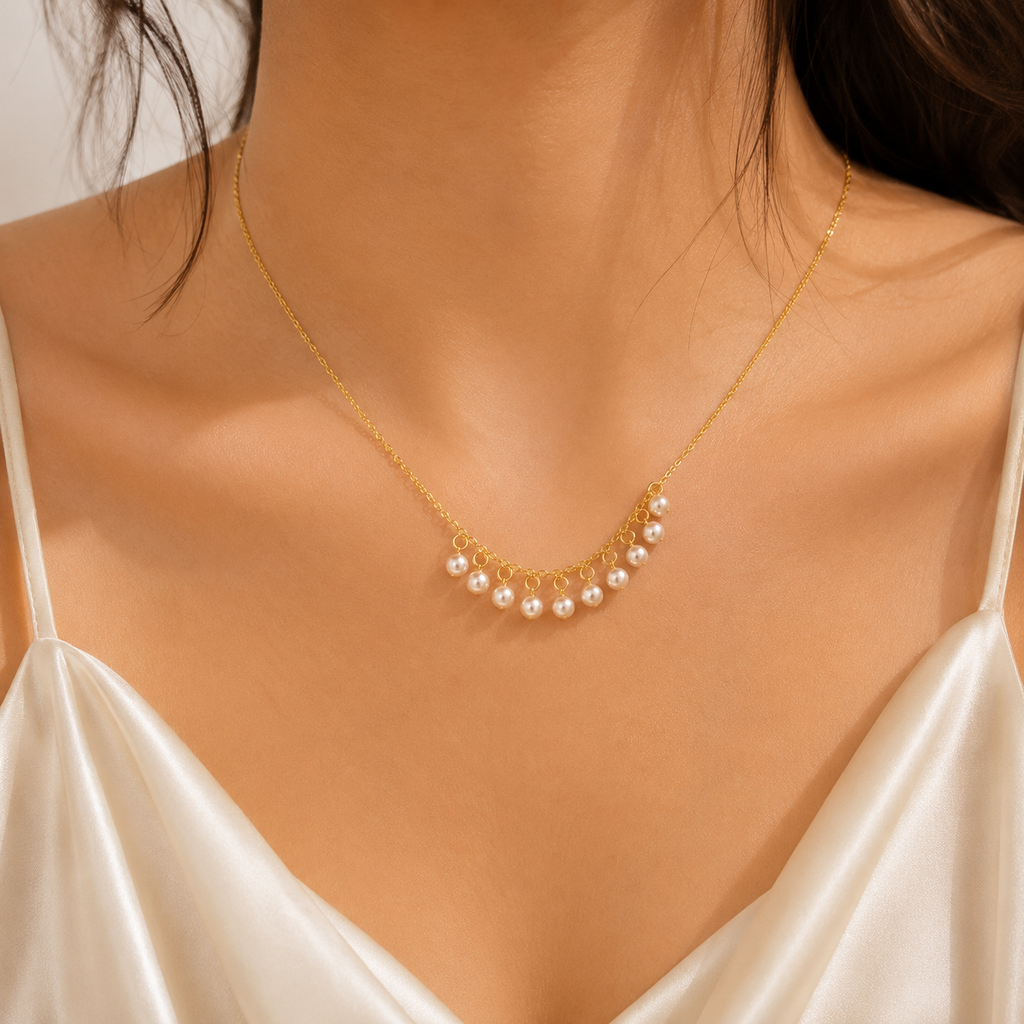 Vaidehi Dual Halo Pendant Necklace