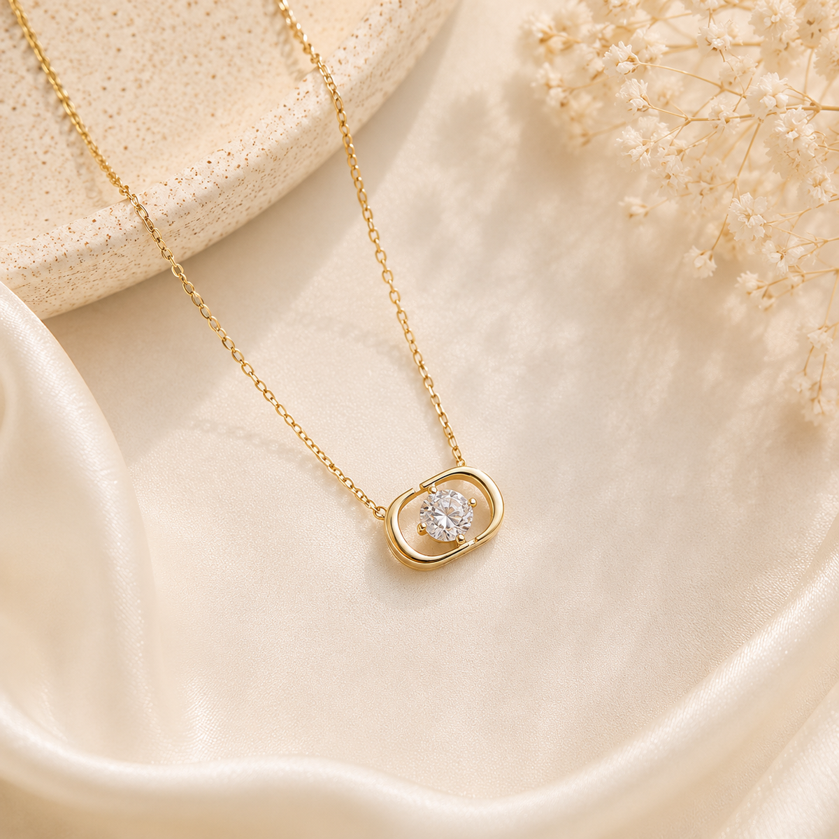 Aarunya Solitaire Pendant