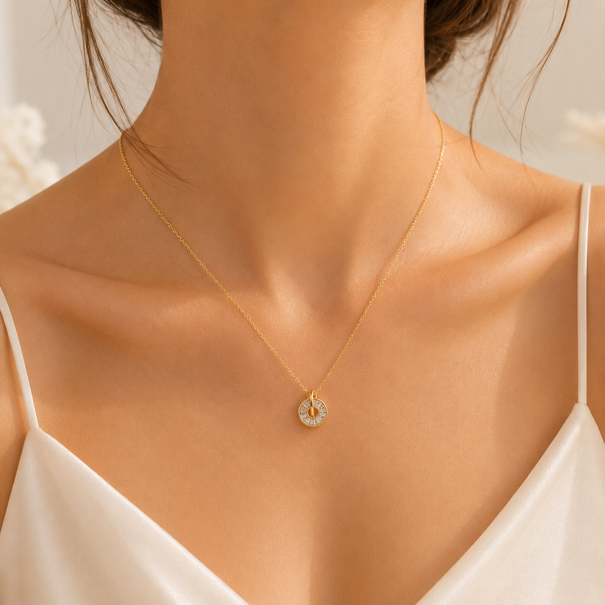 Vritika Circle Pendant Necklace