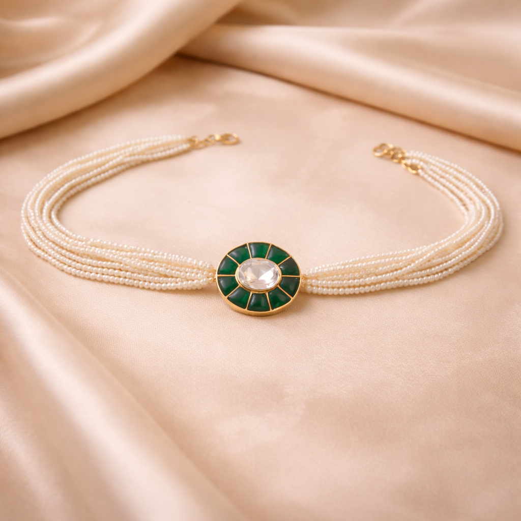 Emerald Aura Pearl Choker
