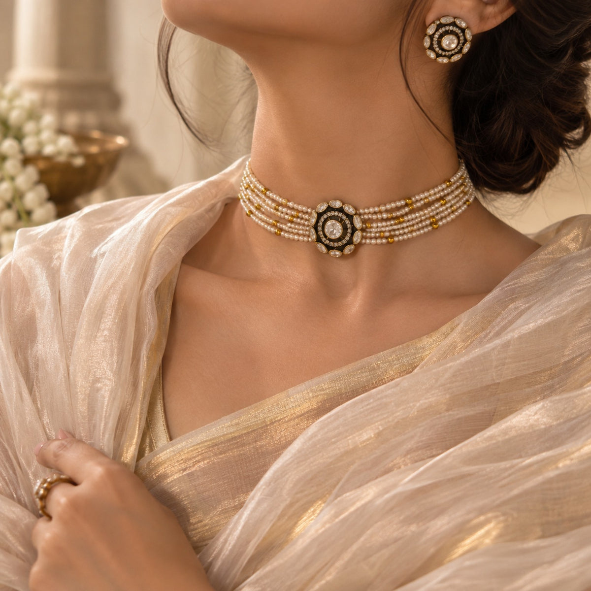 Evara Pearl Medallion Choker