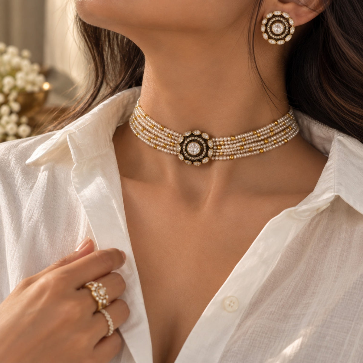 Evara Pearl Medallion Choker