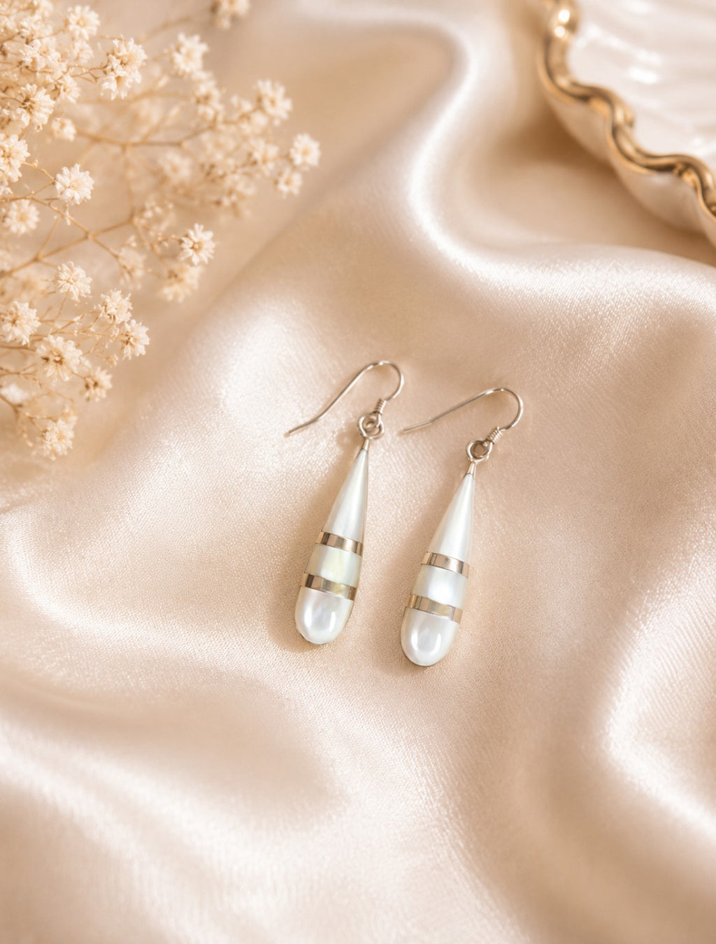 Elira Drop Earrings