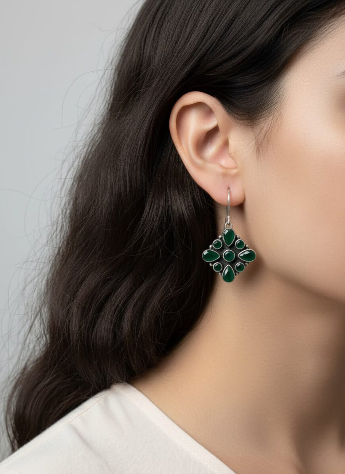 Emerald Noor Drop Earrings