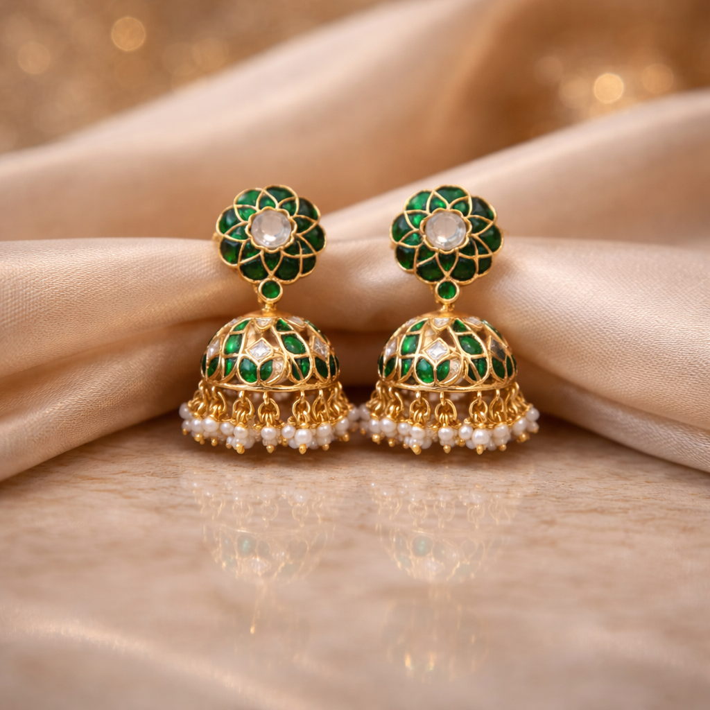 Emerald Viraasat Kundan Jhumkas