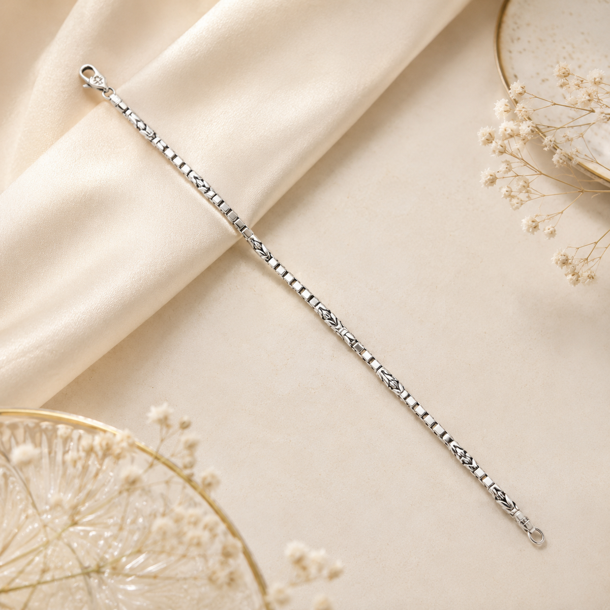 Regal Link Silver Bracelet