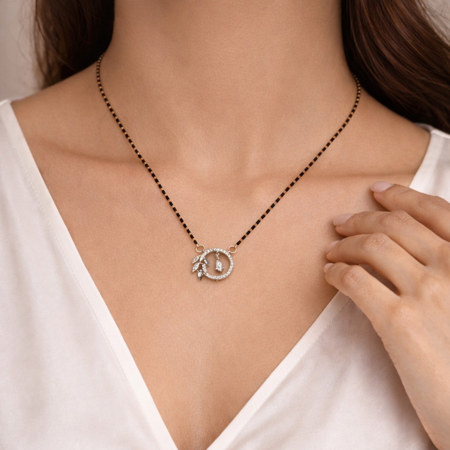 Moonleaf Mangalsutra Pendant