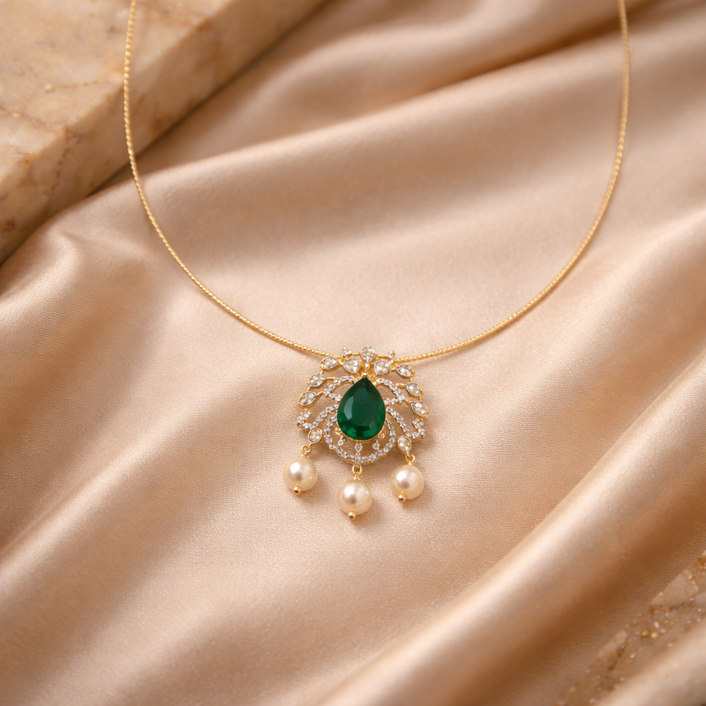 Emerald Pearl Grace Necklace