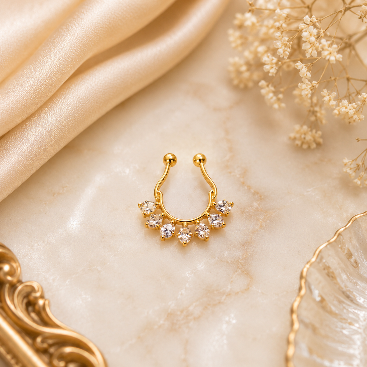 Yashvica Nose Pin