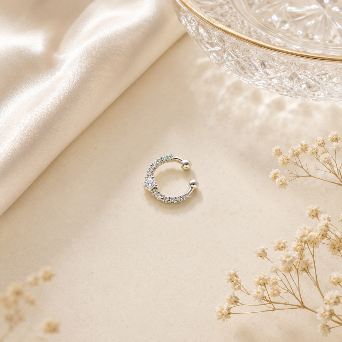Aarini Heart Nose Ring