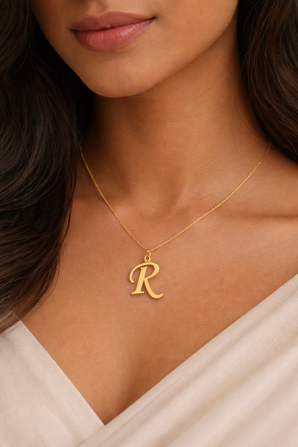 R Initial Pendant
