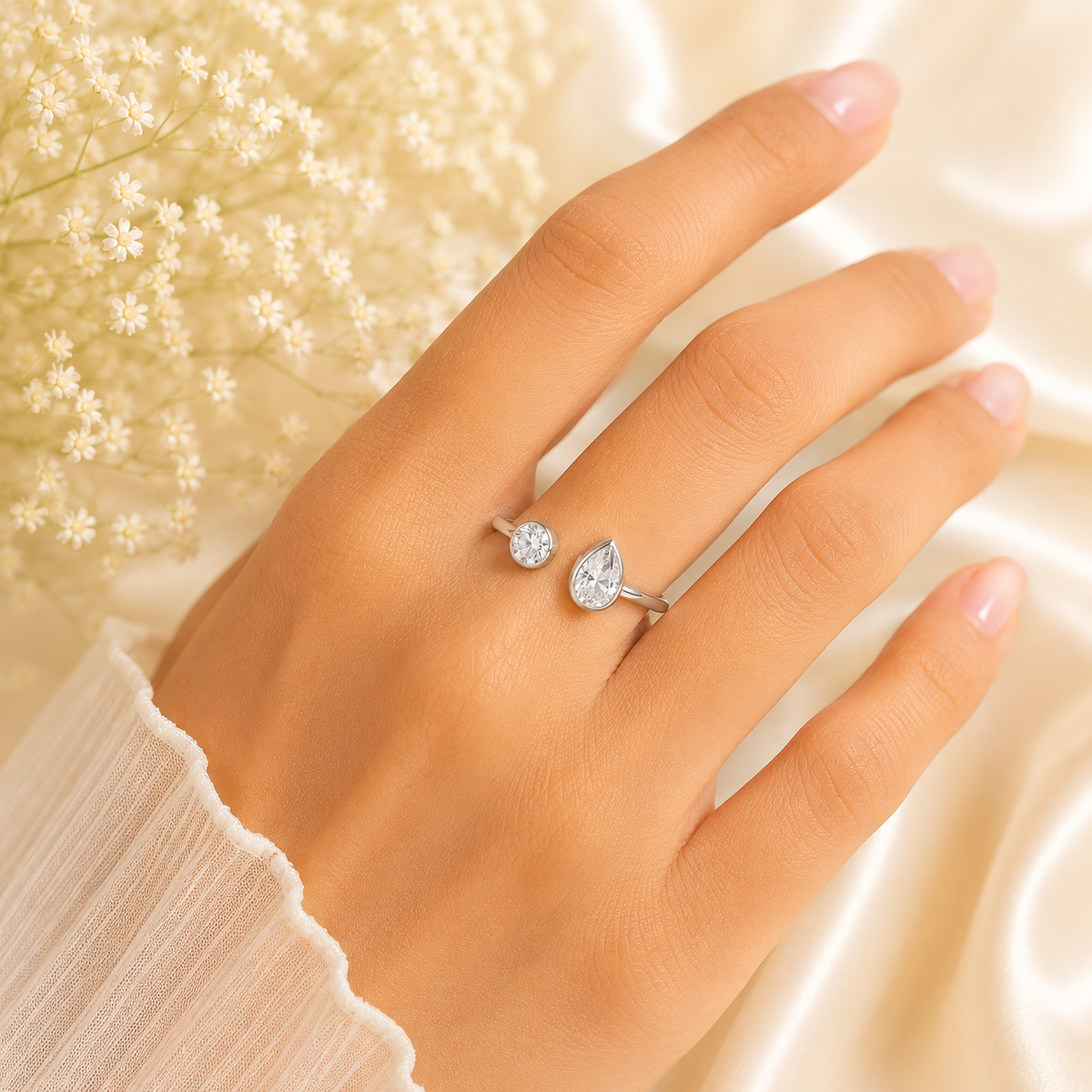 Vanya Duo Spark Ring