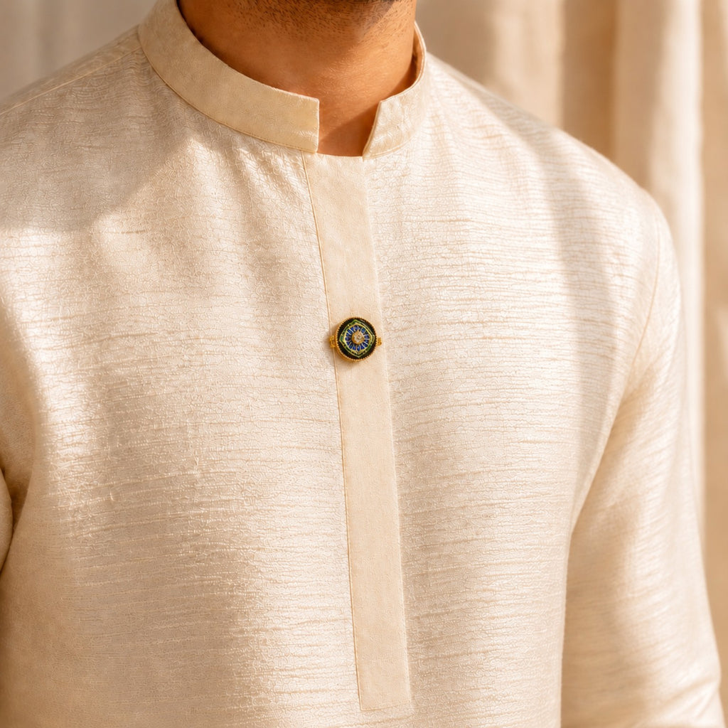 Rajsi Neel Button