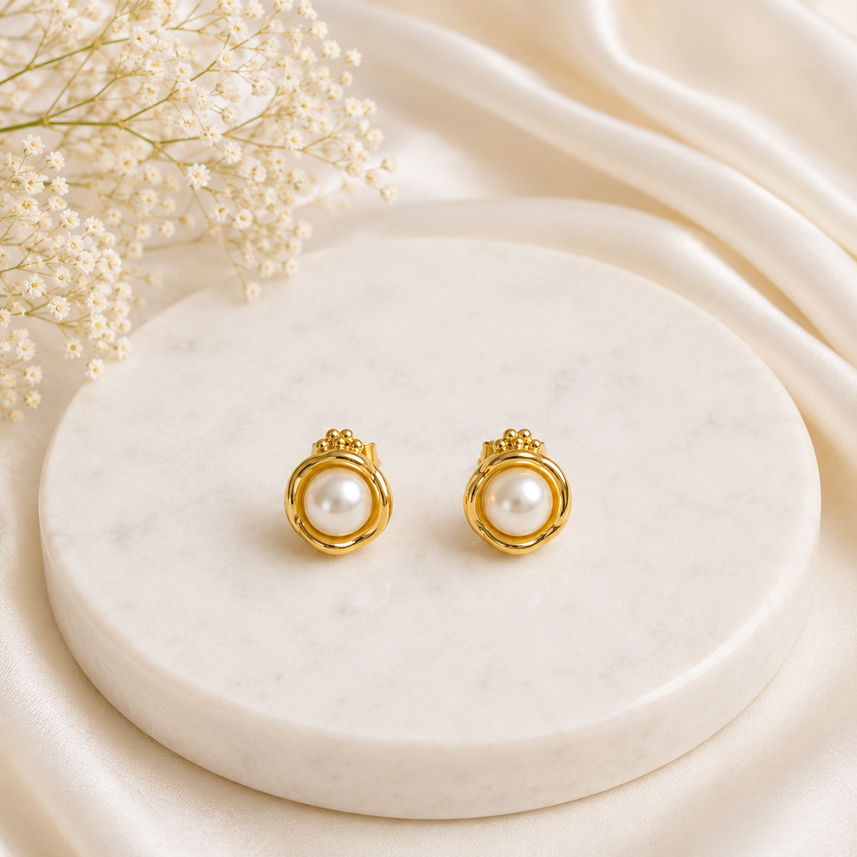 Mrinal Pearl Studs