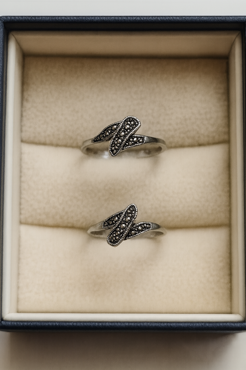 Marcasite Wave Toe Ring