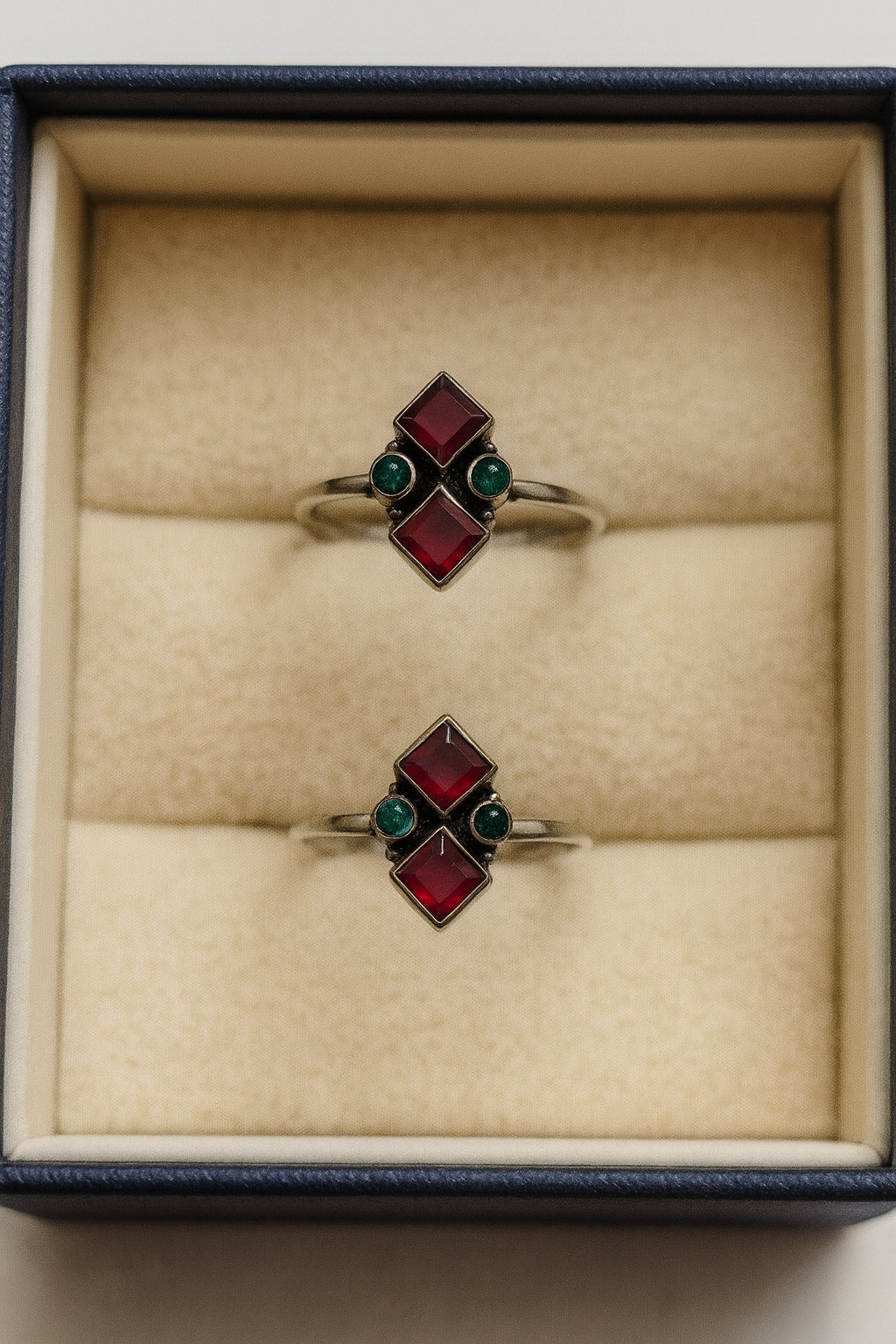 Royal Gem Duo Toe Ring