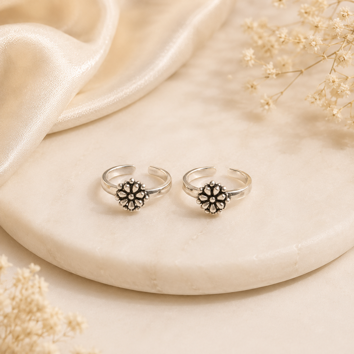 Pushpika Floral Toe Rings