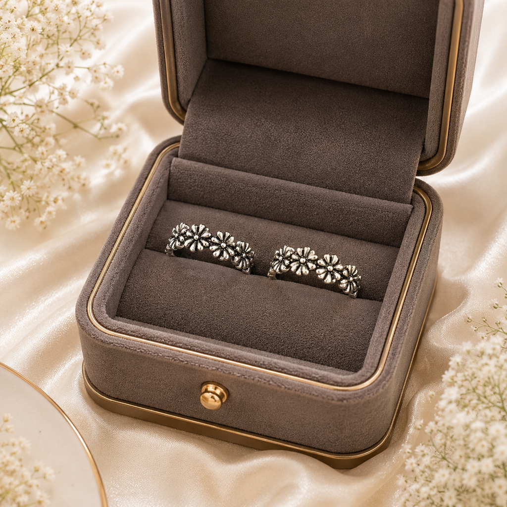 Blooming Grace Floral Toe Ring