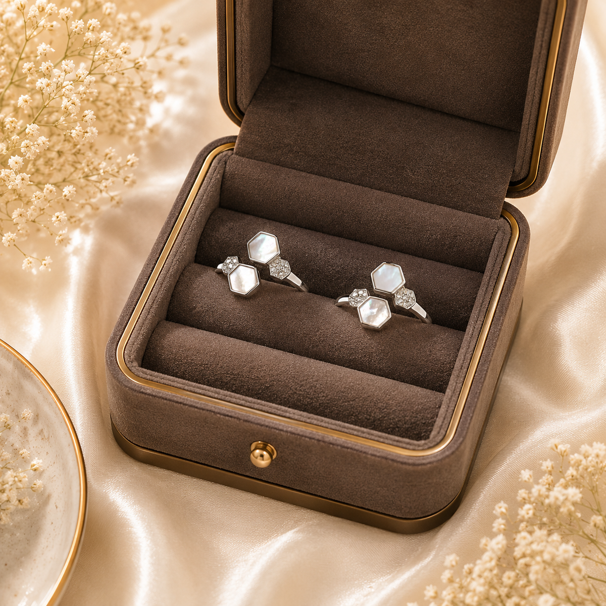 Hexa Pearl Toe Ring