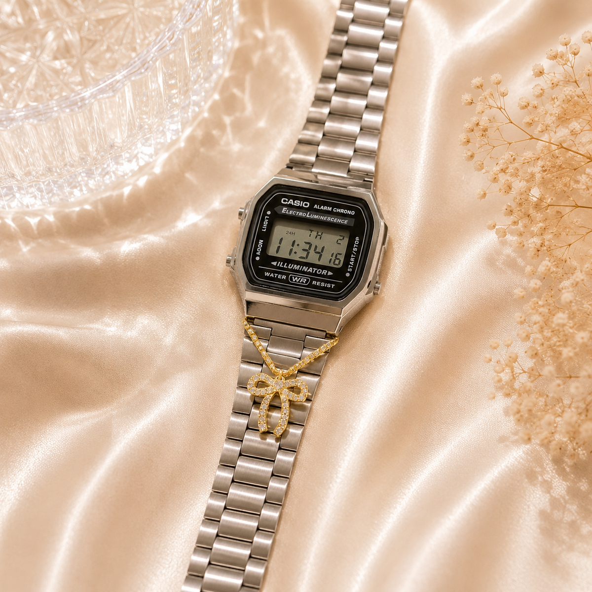 Aurelia Bow Watch Charm